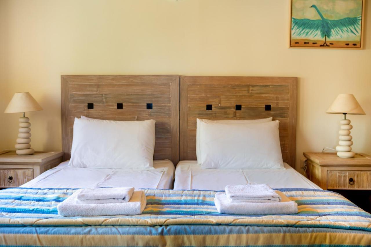 Villa Erontas - Private Heated Jacuzzi Makhairoi ภายนอก รูปภาพ